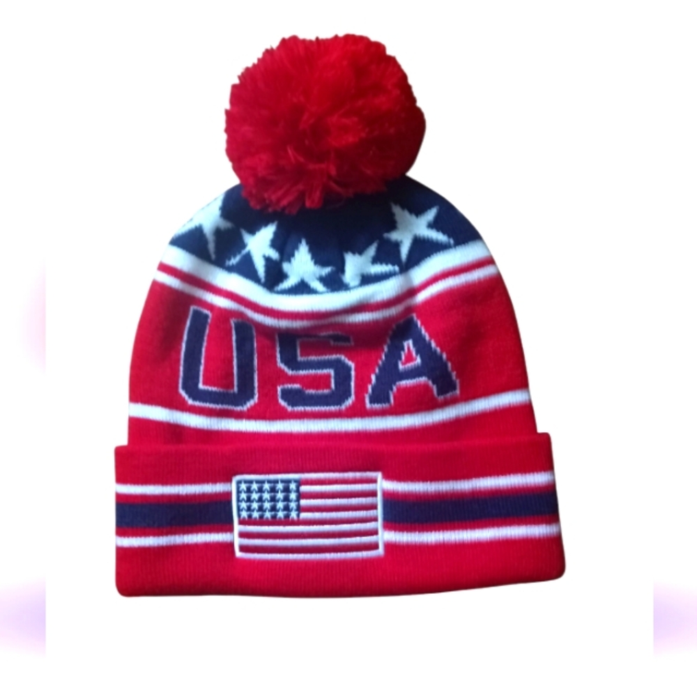 Red USA Pom-Pom Beanie NWOT - Picture 1 of 4